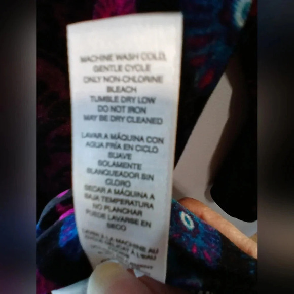 Chico's Velvet Jeweltone Top size Medium Witchy Goth Fall Holidays - Picture 6 of 8